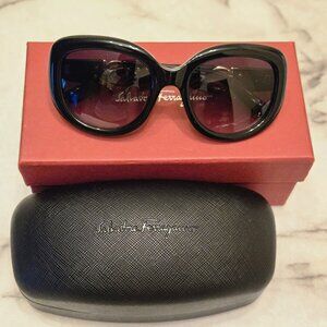 Salvatore Ferragamo SF727S